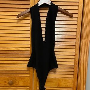 Pretty little thing open neck black bodysuit